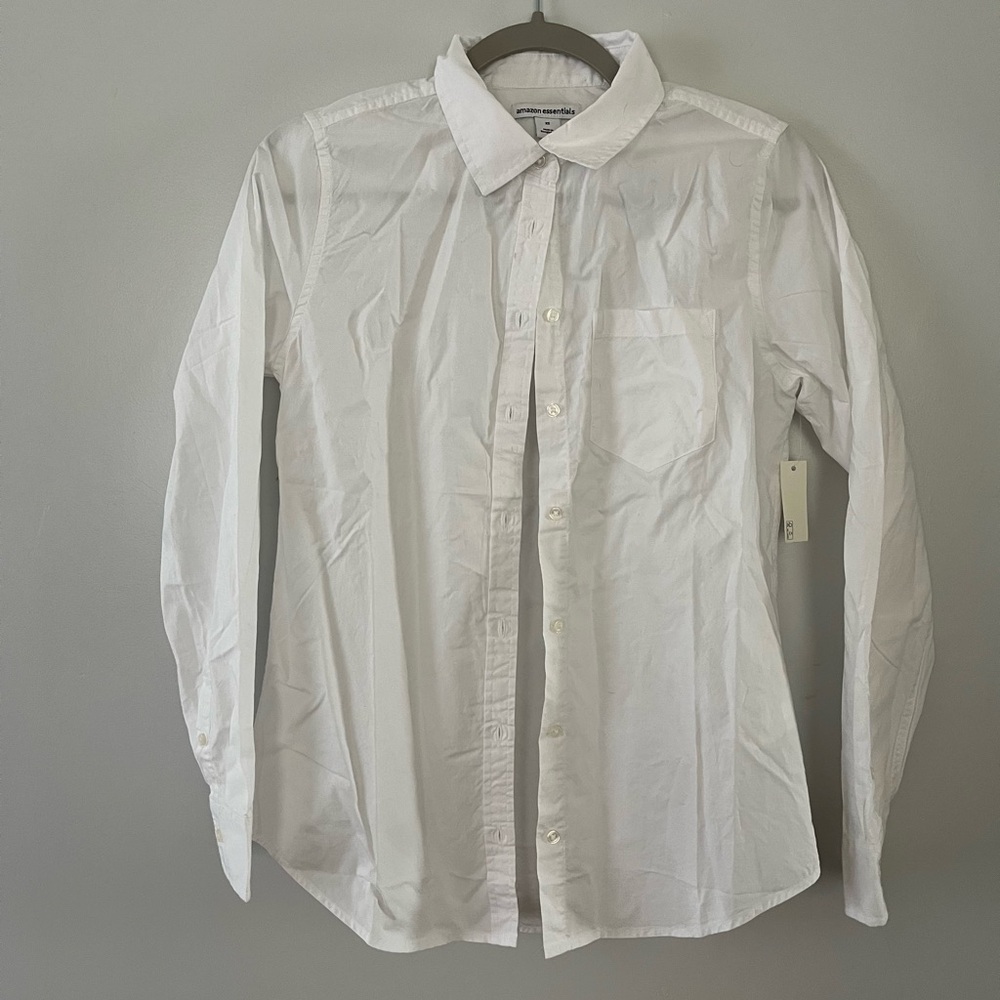XS Women’s White Button Up